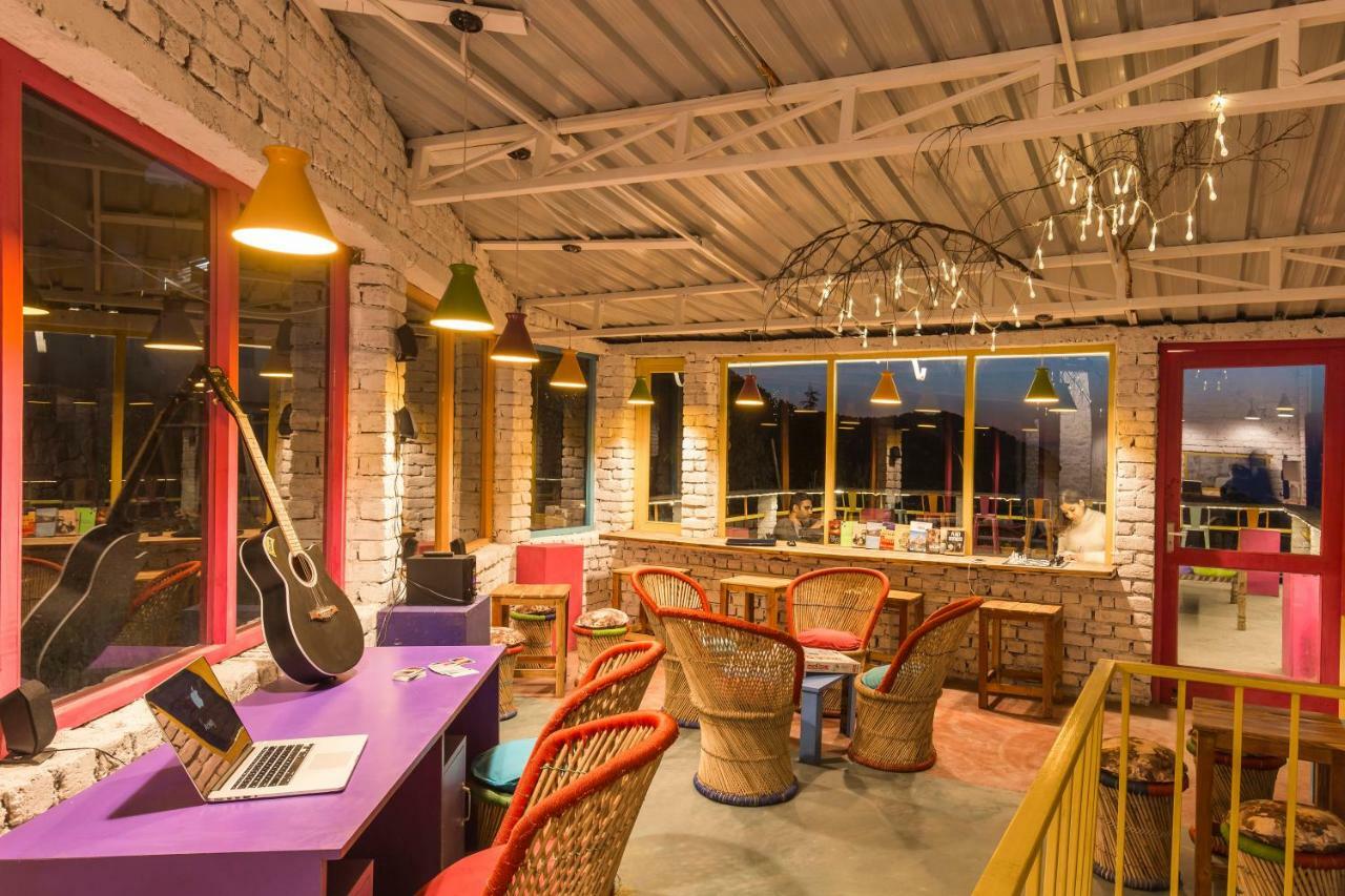 โกสต็อป เดลเฮาซี  Hostel ดัลเฮาซี ภายนอก รูปภาพ